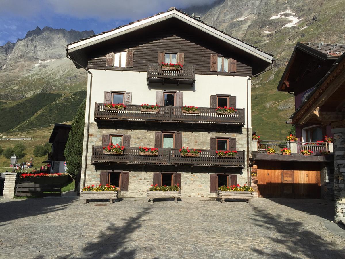 Apartments Bucaneve Breuil-Cervinia Exteriör bild