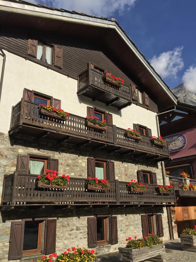 Apartments Bucaneve Breuil-Cervinia Exteriör bild